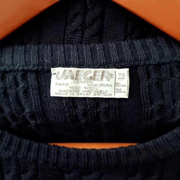 Jaeger Paris London NY Black Knit Sweater 100% Wool - Picture 3 of 4